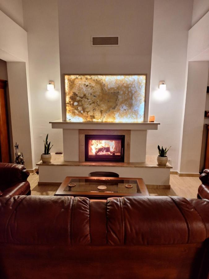Trend Bed & Breakfast Arad Exterior photo