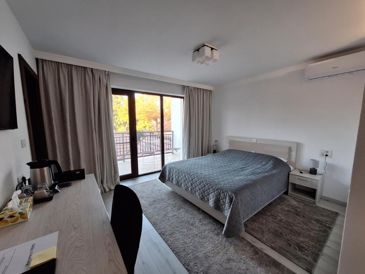 Trend Bed & Breakfast Arad Exterior photo